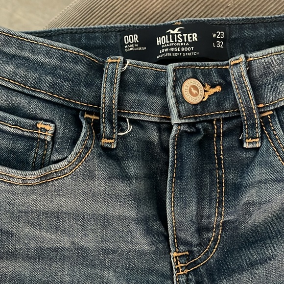 Gently used pair of Hollister low rise boot cut jeans. - Picture 2 of 5